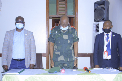 LE GOUVERNEUR MILITAIRE DE LA PROVINCE DE L&#039;ITURI, LE LIEUTENANT GENERAL LUBOYA NKASHAMA JONNY LANCE OFFICIELLEMENT LA CAMAPGNE ACTm DU PROGRAMME DEFEAT MALARIA A BUNIA.